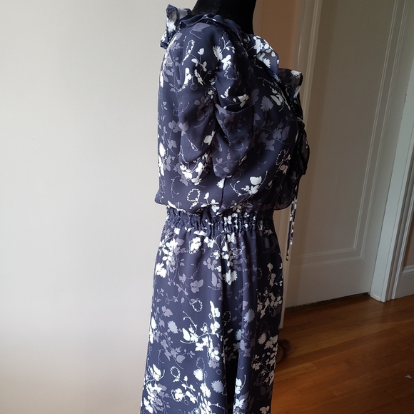 Gap Women's dress - Picture 4 of 9